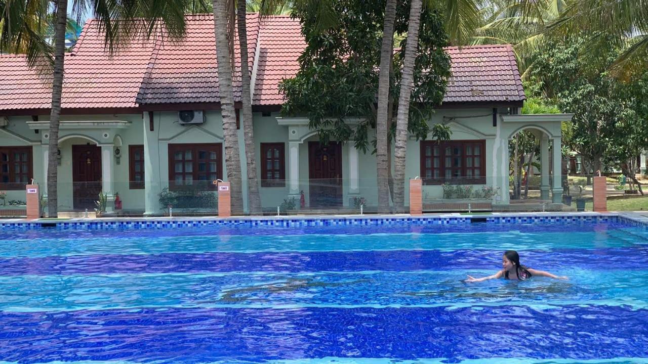 Gold Rooster Resort Phan Rang Eksteriør billede