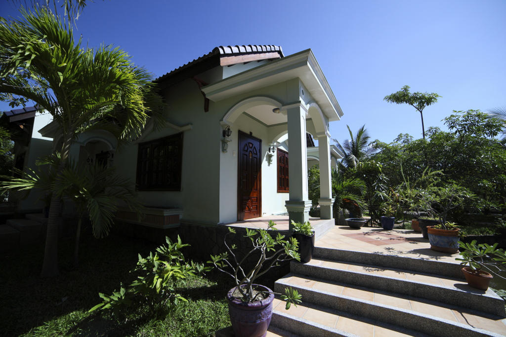 Gold Rooster Resort Phan Rang Eksteriør billede